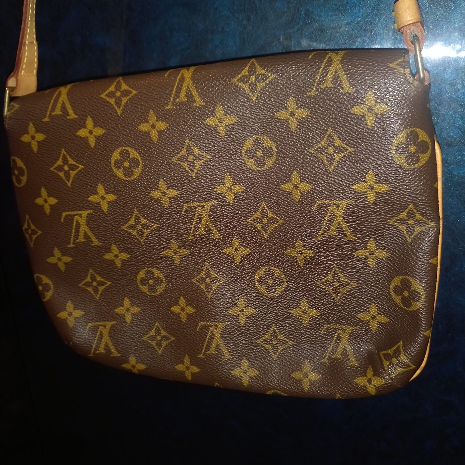 Geanta Louis Vuitton