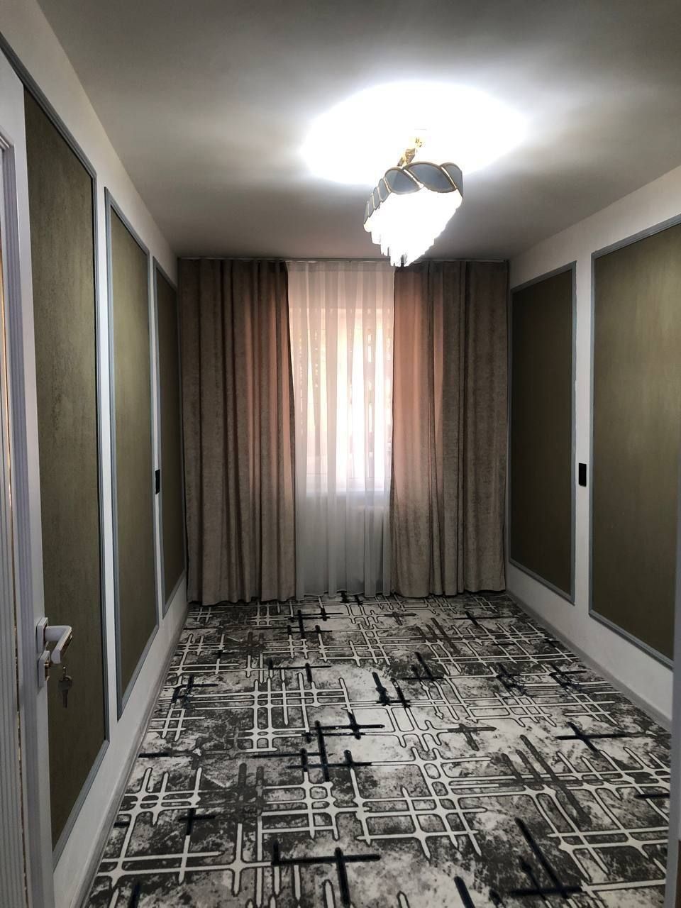 Зайти и жить. 55м². 2-Комн. 1-Этаж. Кирпичный.