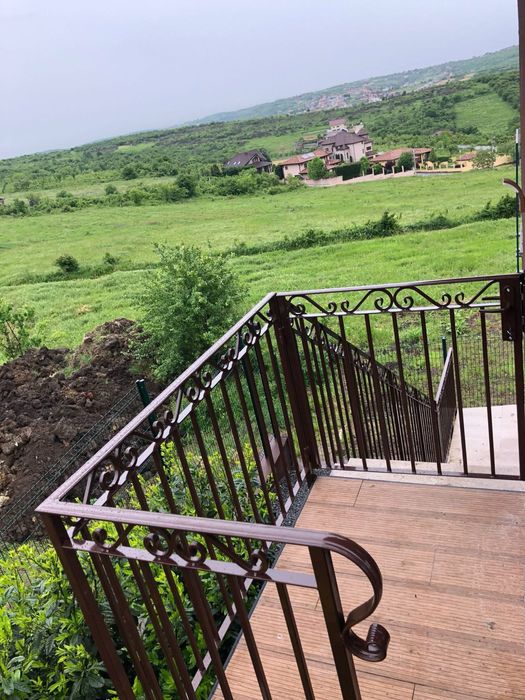 Confecții metalice și garduri forjate