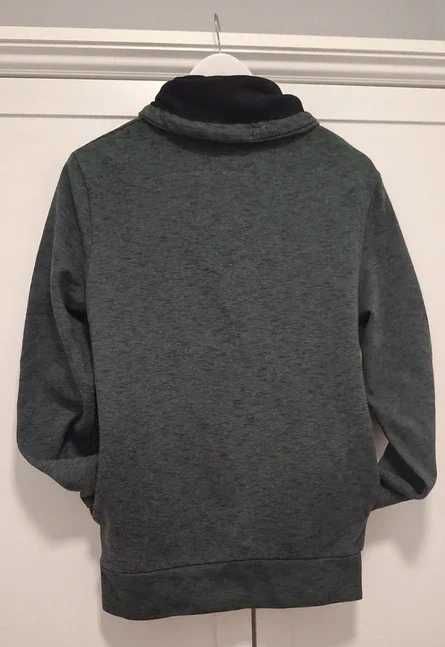 Hanorac barbati cu guler inalt si buzunare