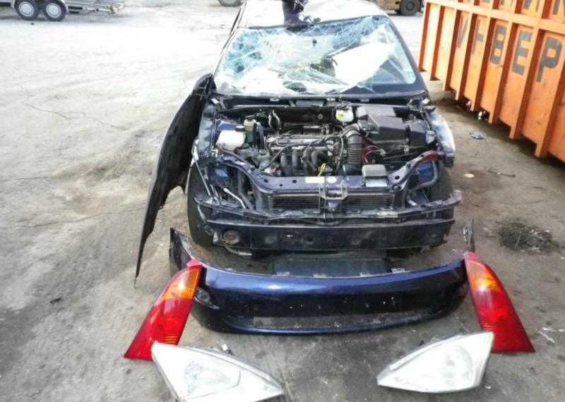 Форд Фокус 1.6 16V / Ford Focus 1.6 16V на части