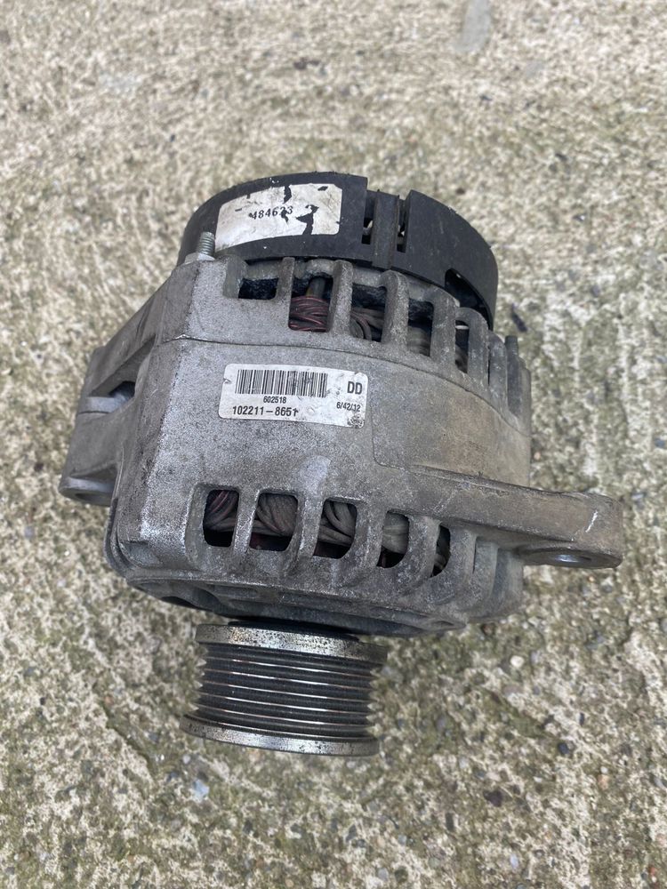 Vand alternator Opel Zafira B