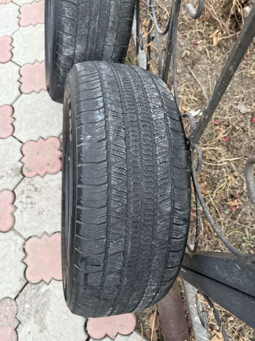 Продам шины Michlenin