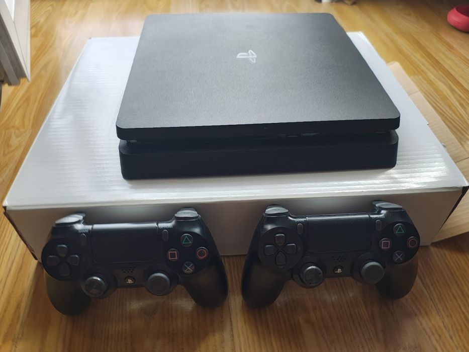 PS4 slim,volan  myriaMG7400(PENTRU PS4,PS3,PC,XBOX ONE),4 jocur