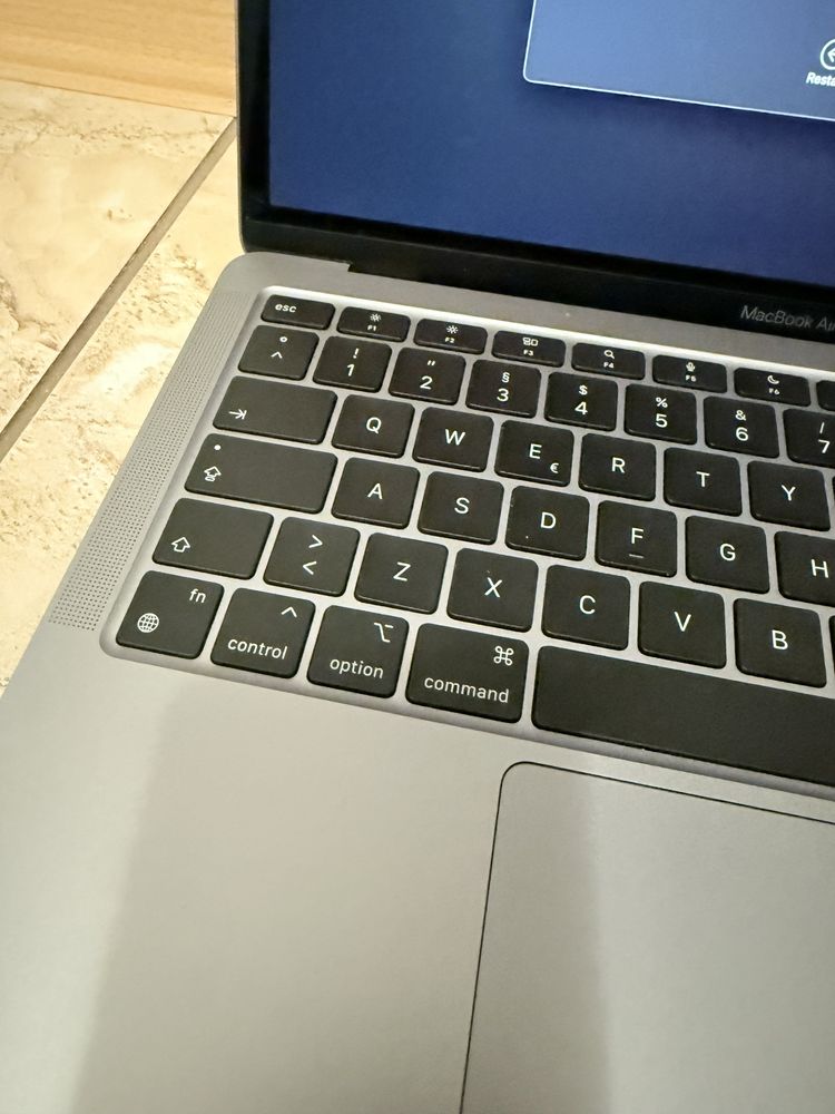 MacBook Air M1 A2337