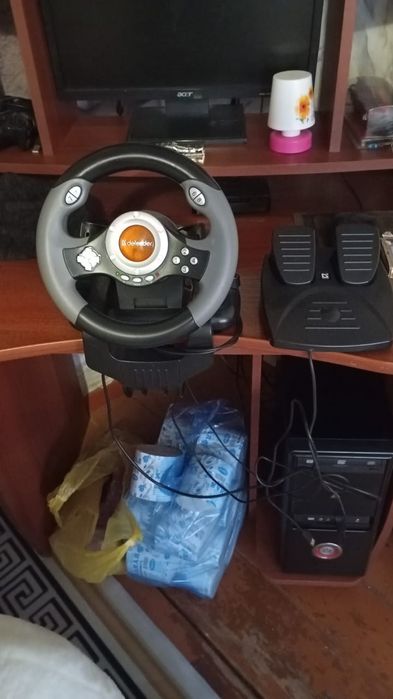 Продам игровой руль