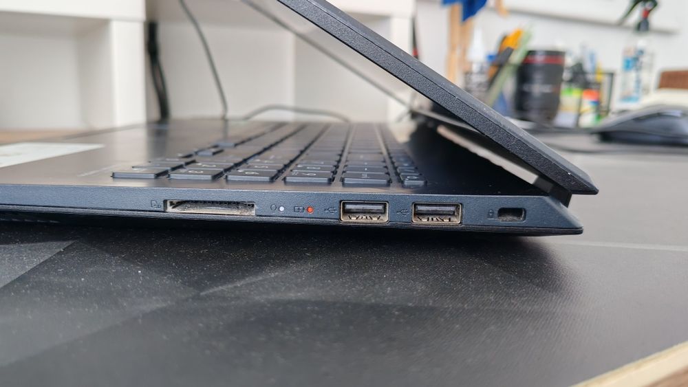 ASUS X571GD

Specificații:
Procesor:
i7 9750H, Coffee Lake
6 nuclee

E