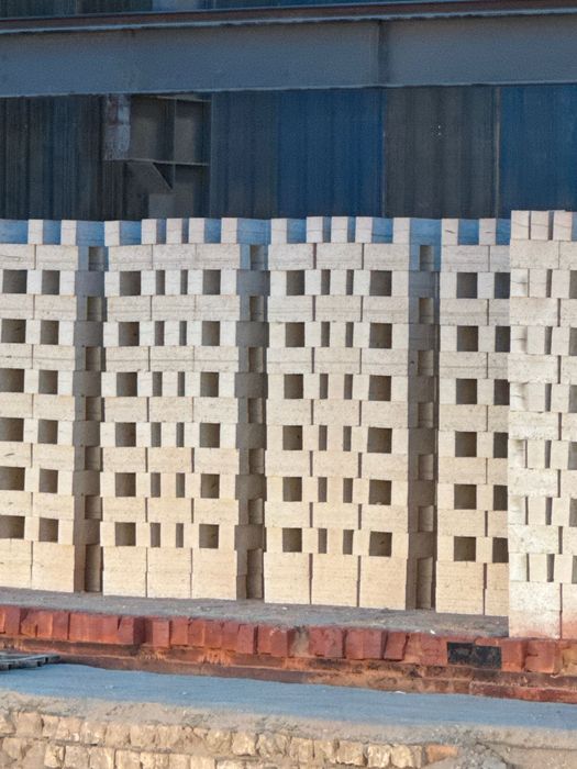 Dastafka  Klines Shebim Pishgan Gisht Shlakablok Hizmatlari bor