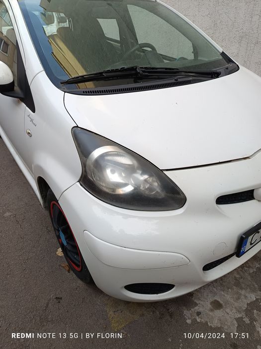 Toyota aygo 2011 vând/schimb cu Smartfortwo