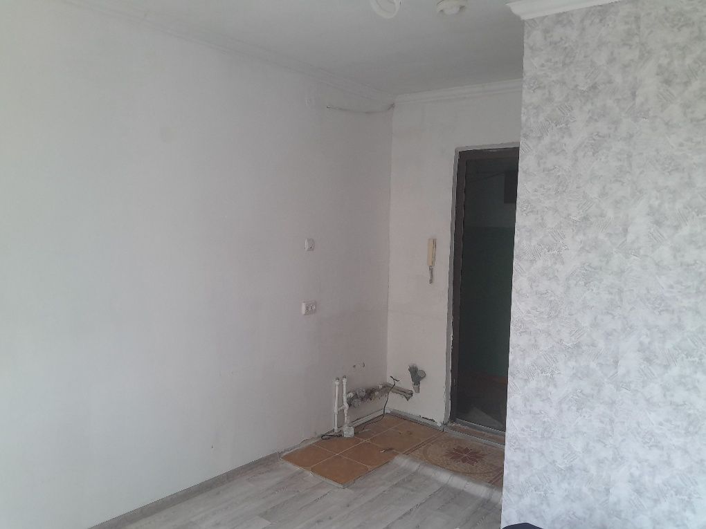 Комната в общежитии с душем