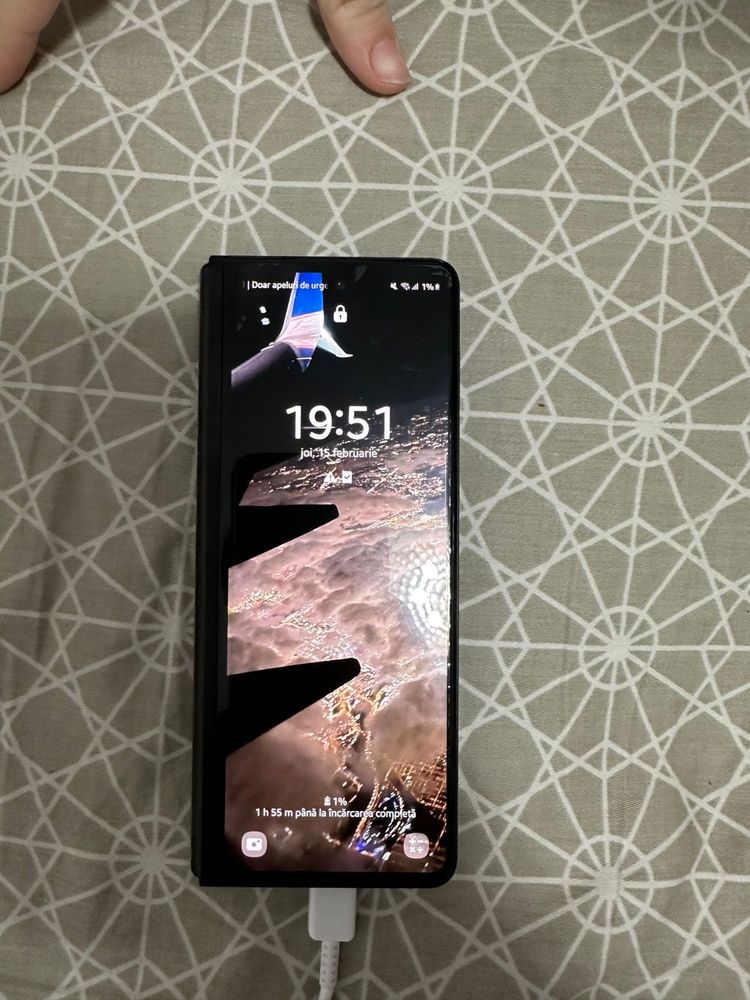 Samsung galaxy Z fold 3 256GB