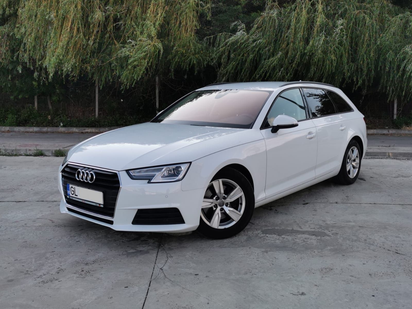 Audi A4 Facelift 2018, 2.0 Tdi 150 cp, Euro 6, S-Tronic 7+1,Proprietar