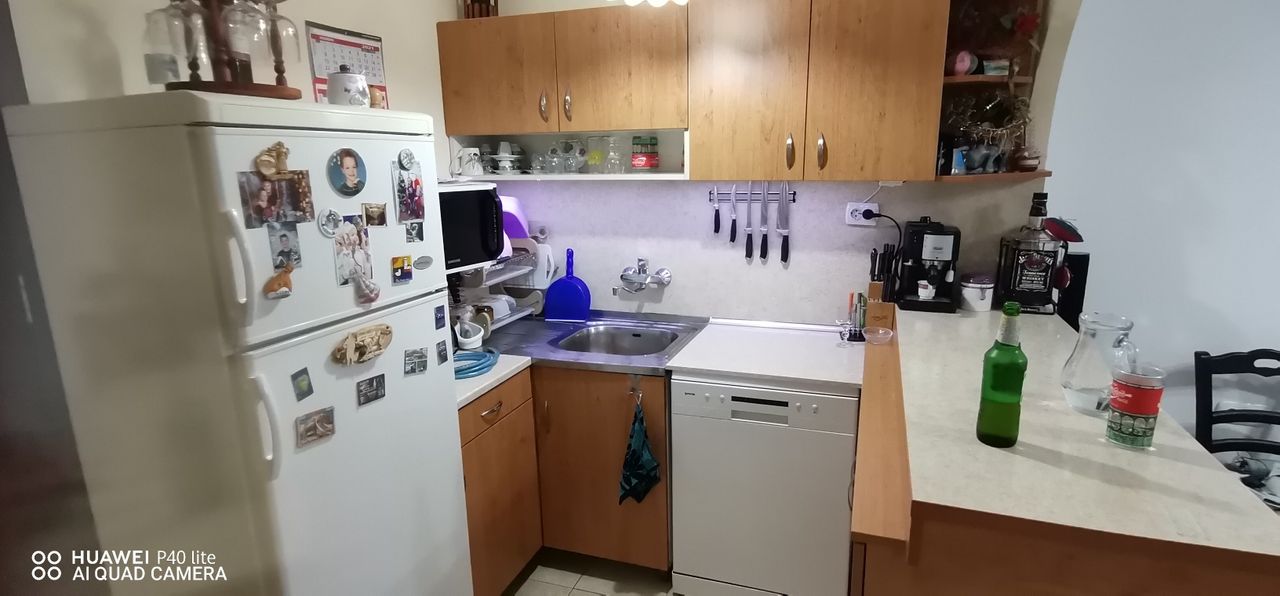 Продава се Многостаен апартамент в Бургас, Победа - 75 кв.м за 800 €/кв.м - Снимка #3