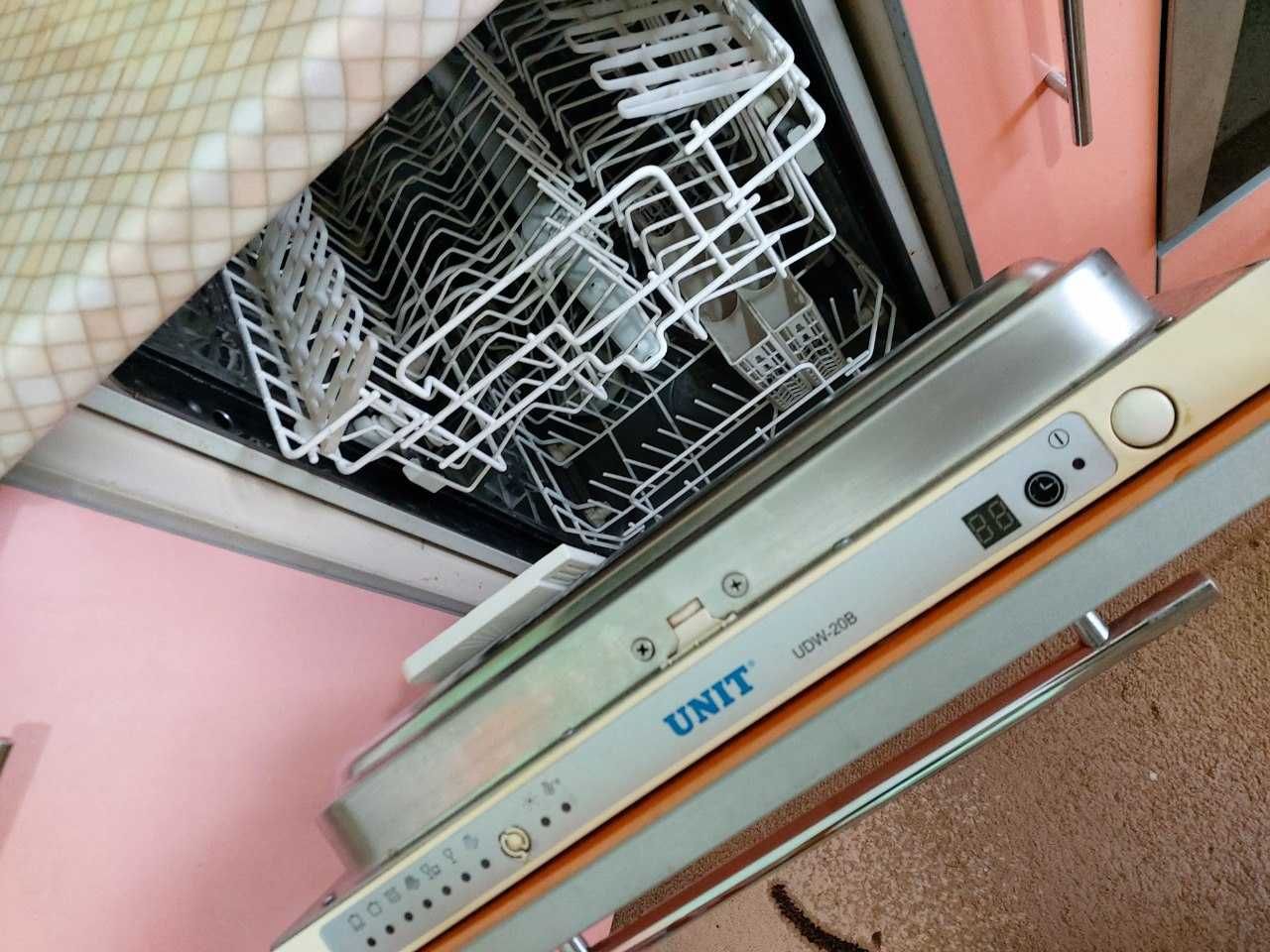 Посудомоечная машинка Продам