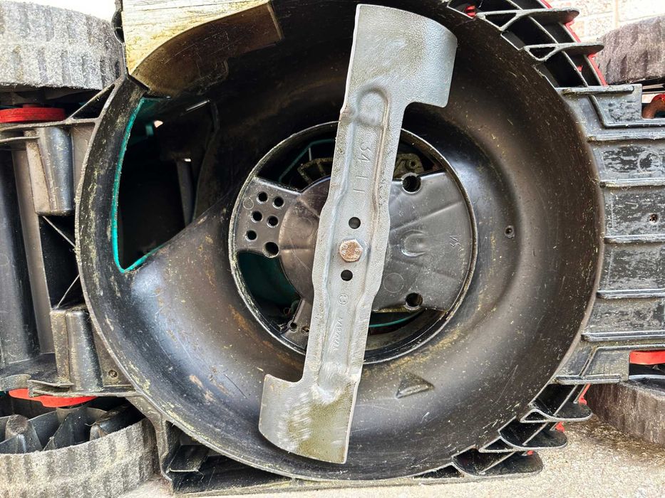 BOSCH Rotak 34 Li - Акумулаторна косачка 36V