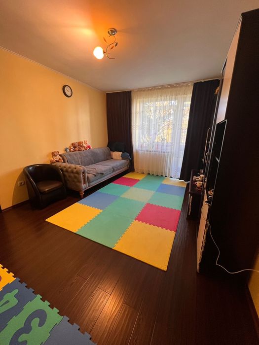 De vanzare apartament 2 camere semidecomandat
