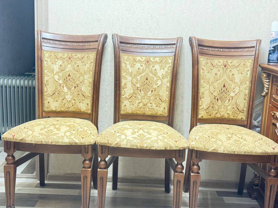 12 кишили Стол ва стуллар