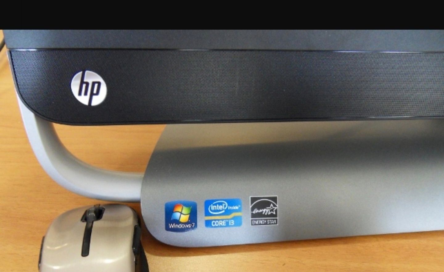 Se vinde Sistem  Desktop HP TouchSmart Elite 7320 All-in-One , 21