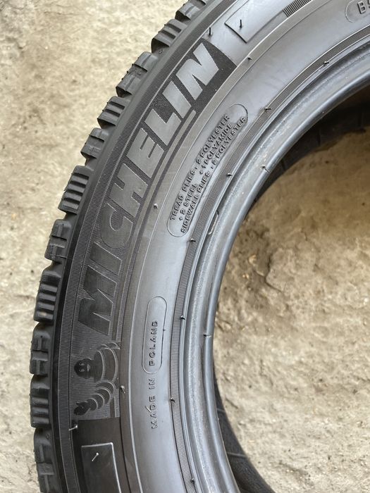 215/60/R17 C Michelin Agilis Alpin Dot 2021 7.34 mm
