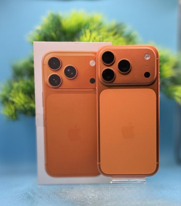 ГАРАНЦИОНЕН!!! Apple iPhone 17 Pro, 256GB, 5G, Cosmic Orange