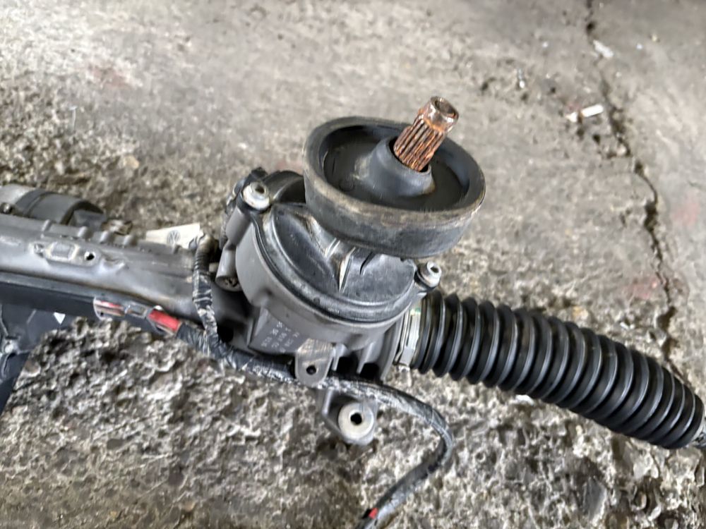 Vw EOS 2.0 tfsi 2008 година Кормилна Рейка