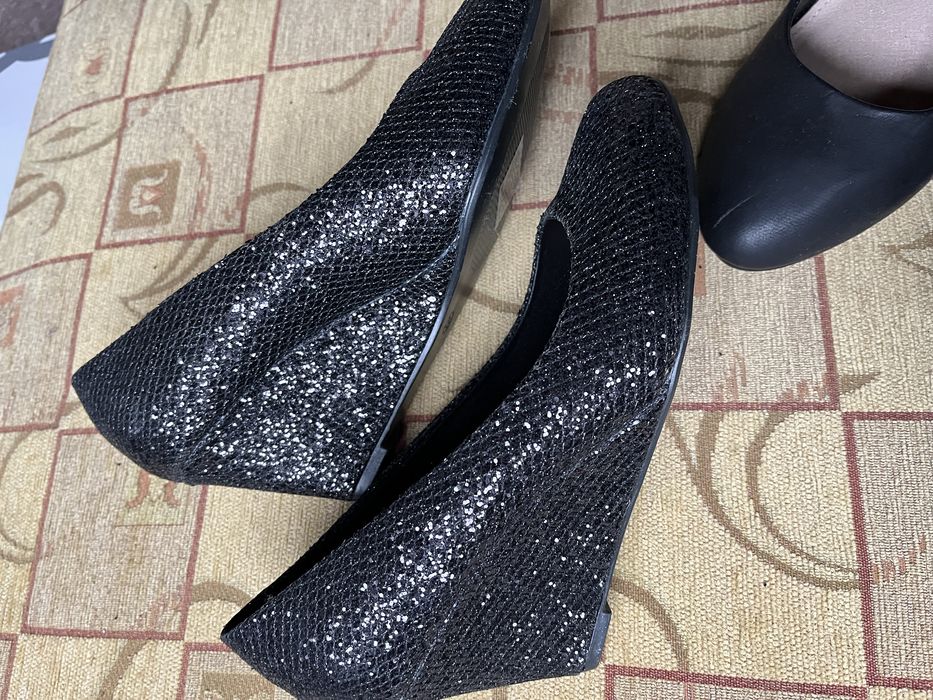 Дамски Обувки има нови и използвани