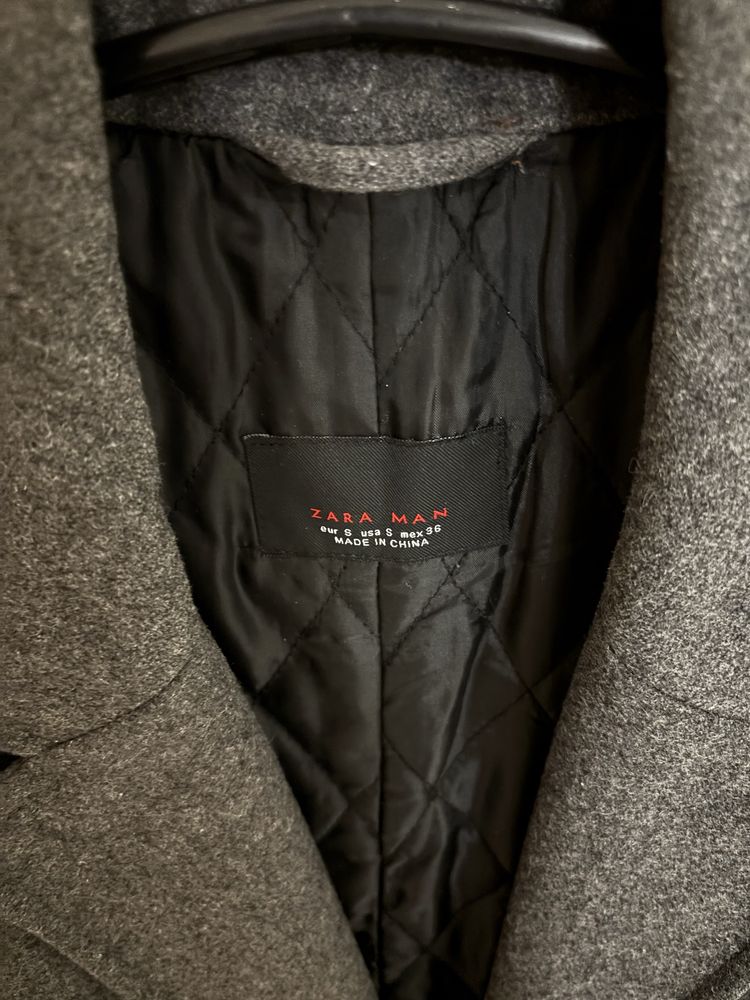 Пальто Zara man.