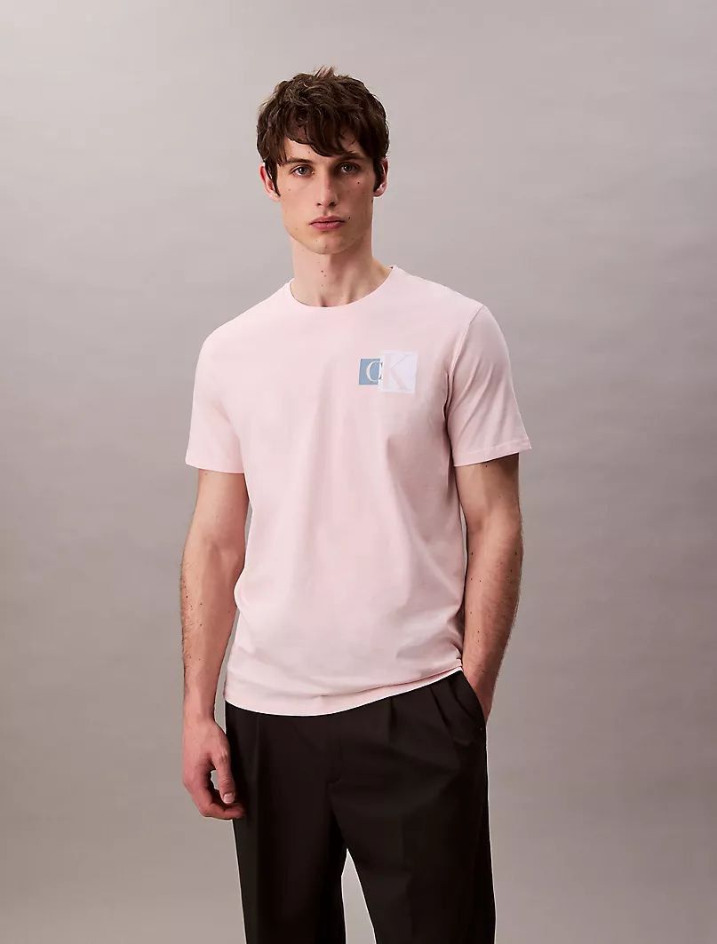 Футболки от Calvin Klein