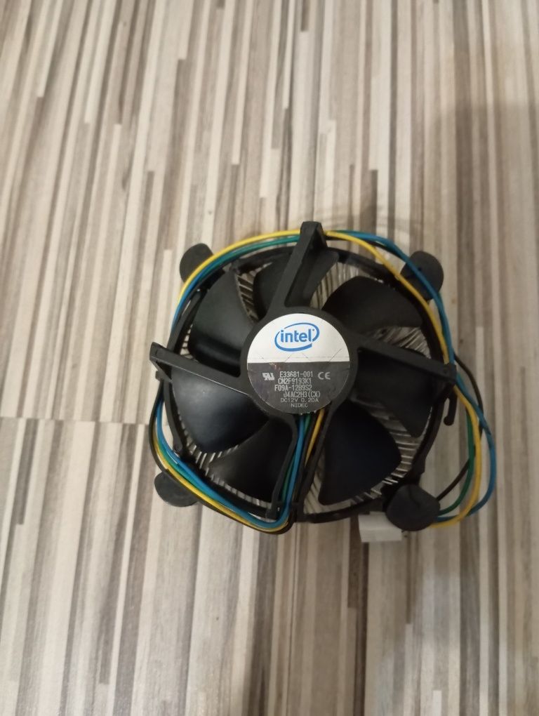 Оперативная память DDR3 4gb и кулер ЦП Intel
