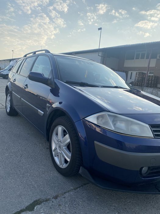 Vând Renault Megane II