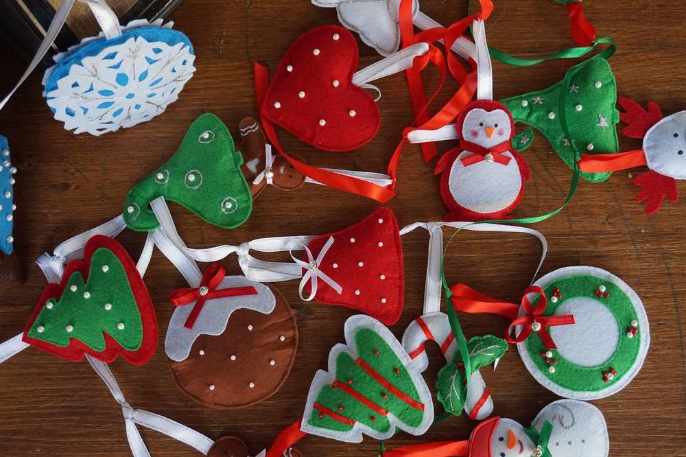 Коледни декорации