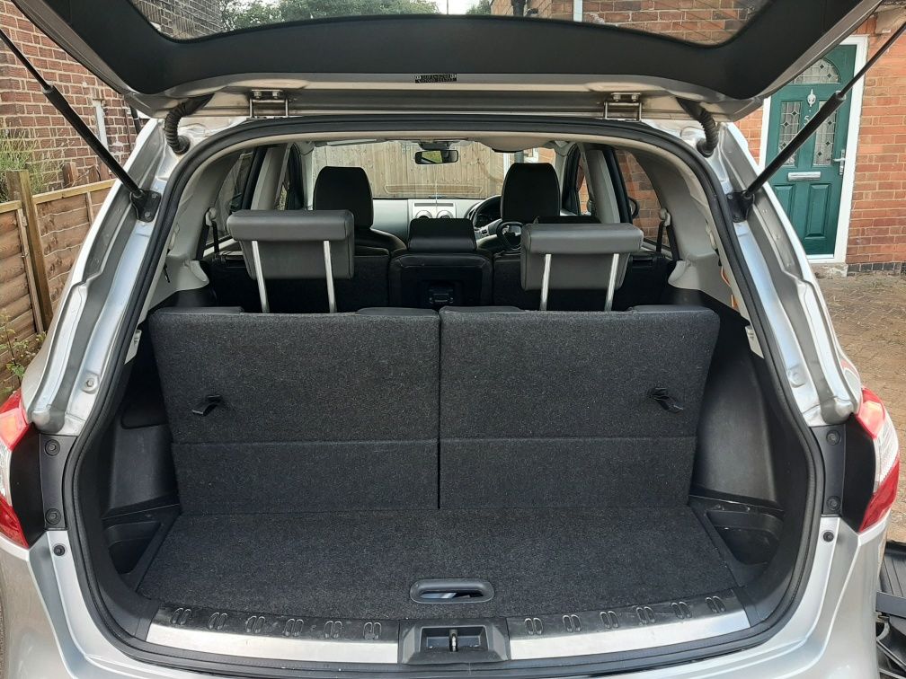 Nissan Qashqai+2   2.0Dci  4x4 Automatic