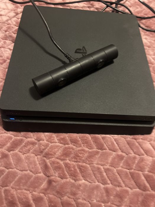 PS4 , 2 controller Sony, camera