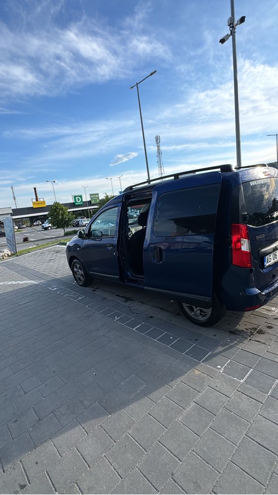 Vand dacia doker an fabricatie 2015 gpl cu benzina