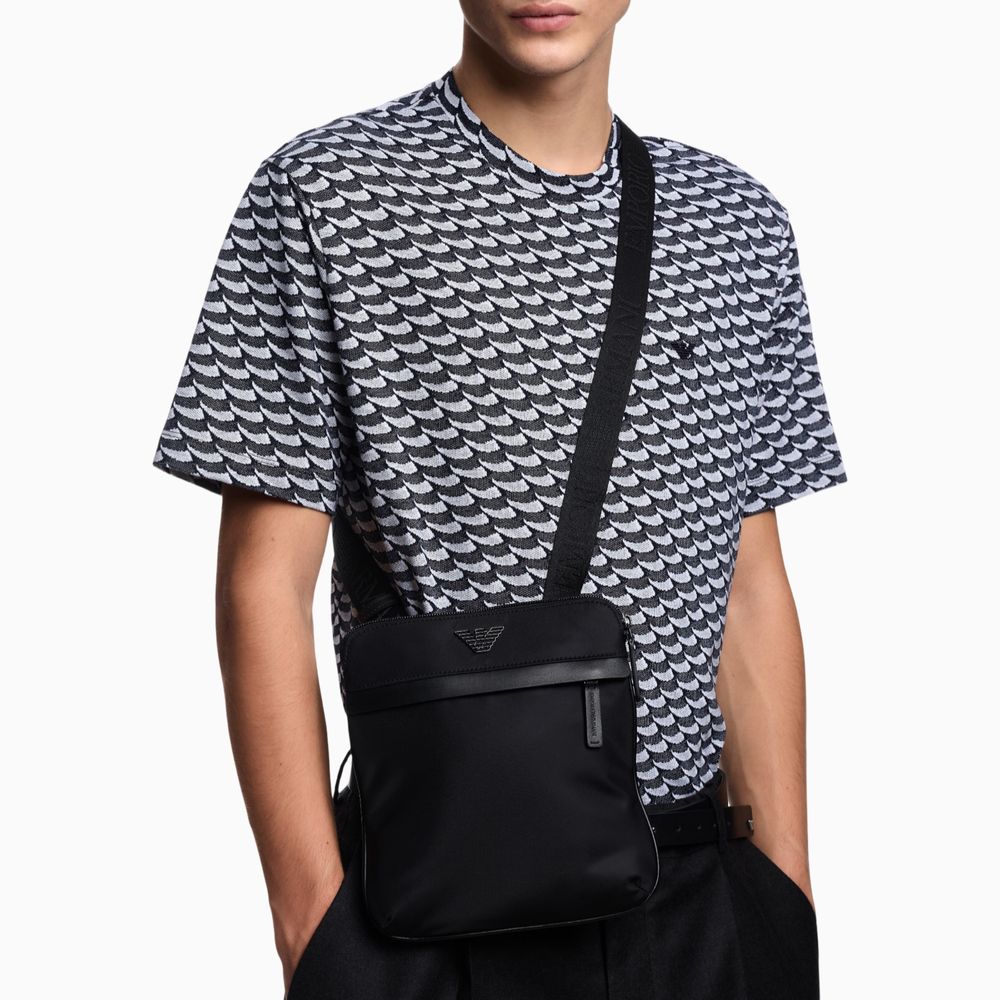 Оригинална мъжка чанта Emporio Armani EM001807 AF13454 UC001