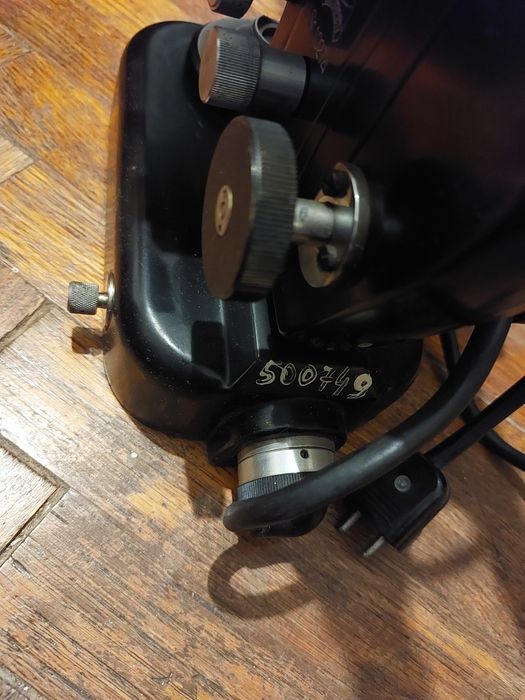 Microscop de colecție.