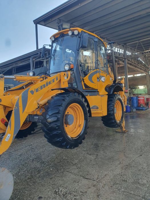 Buldoexcavator venieri VF 8.23 D