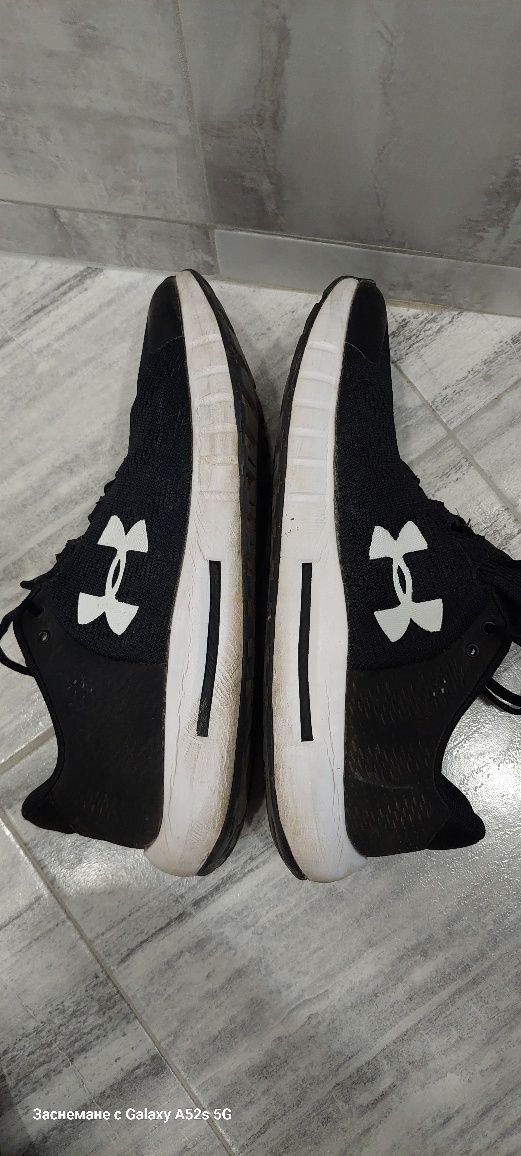 Маратонки under armour