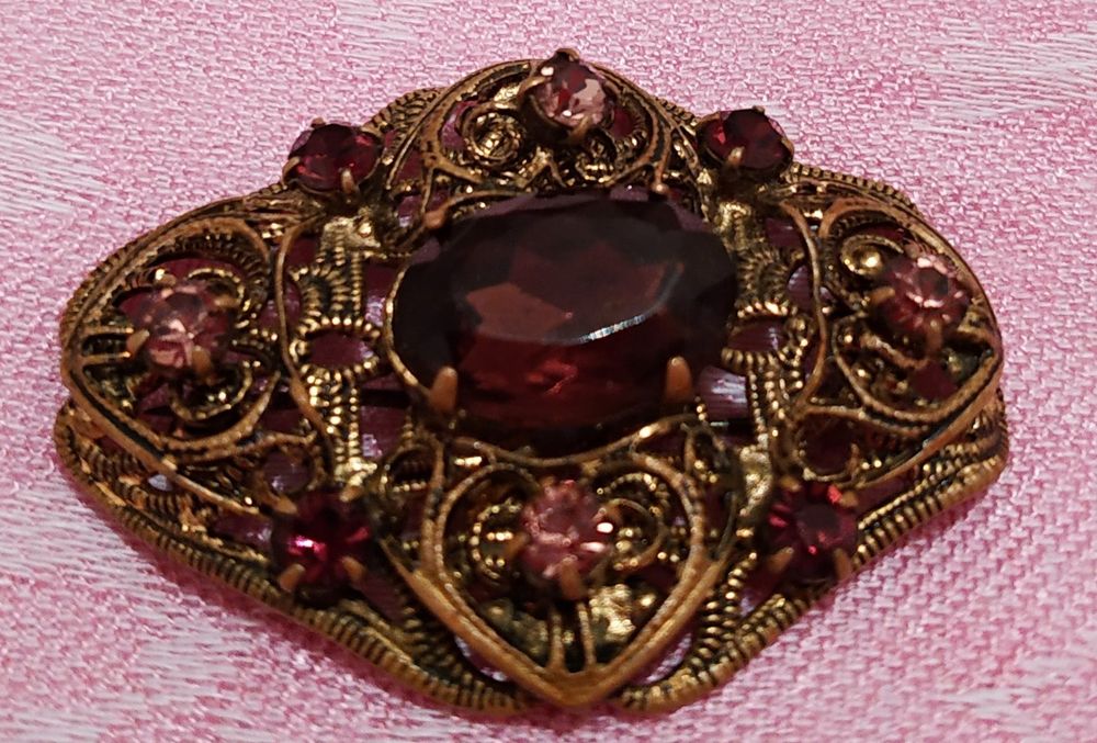 Брошь, из СССР, обращаться только в вотцап