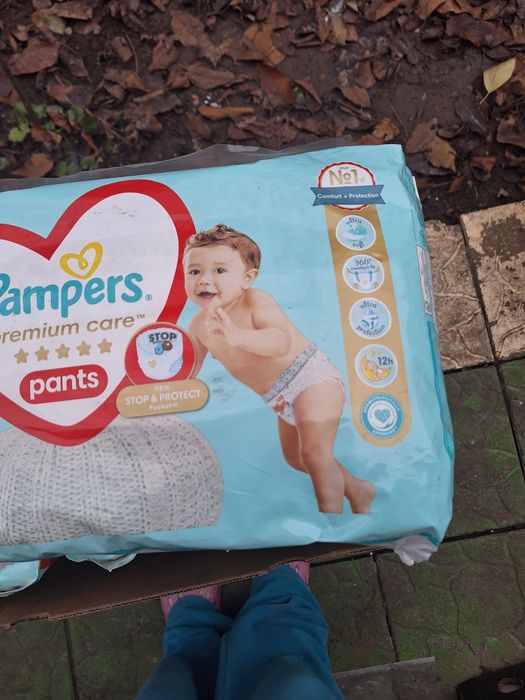 Pampers premium care
