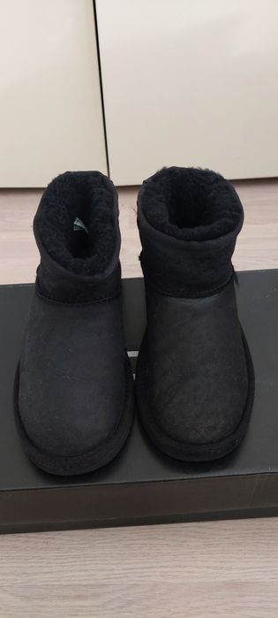 Декатлон като нови - непромокаеми ботуши/апрески, UGG оригинални 33