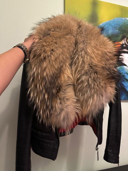 Кожено яке с естествен косъм