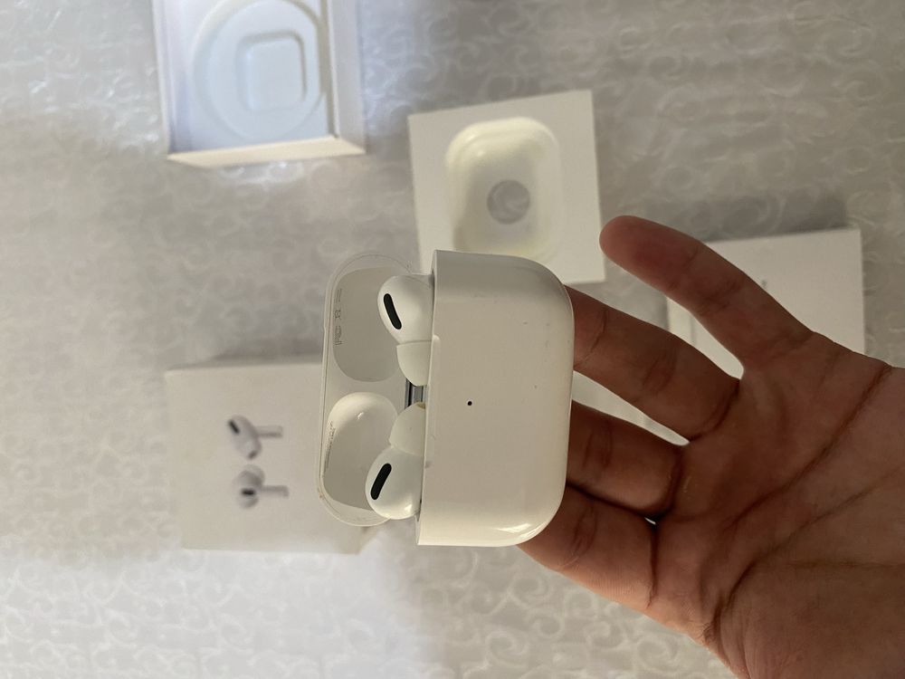 Airpods Pro на запчасти