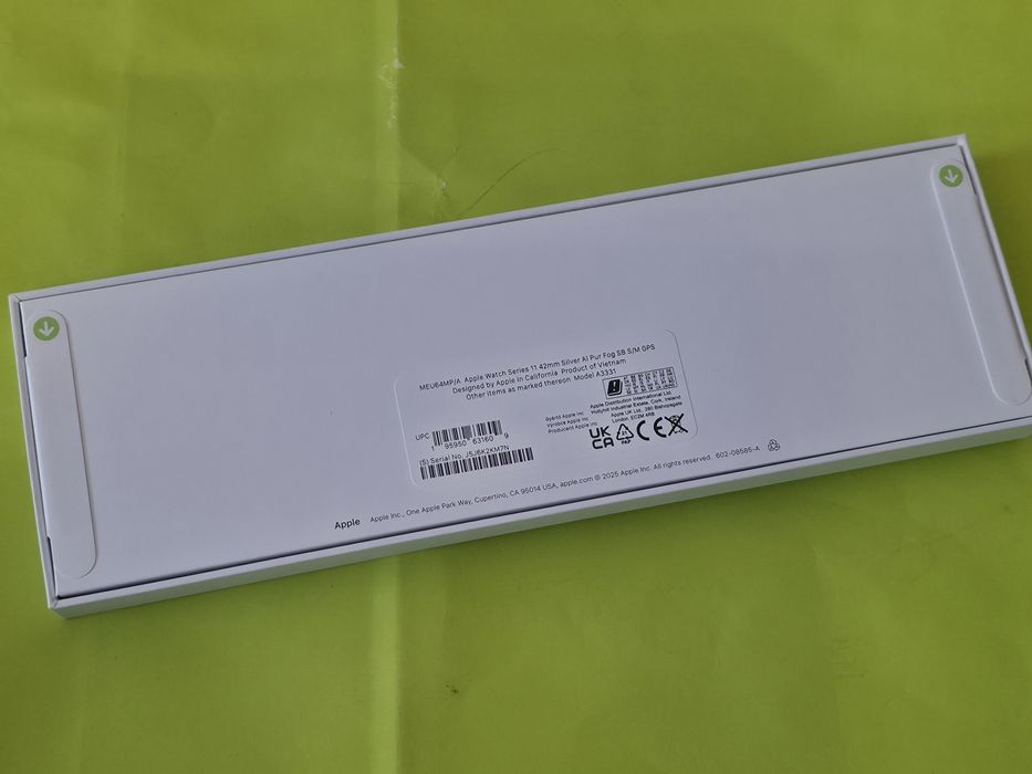 ЗАПЕЧАТАН 42mm Apple watch 11 BT Гаранция Yettel 2027 Silver | Purple