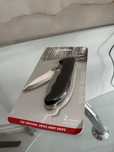 Briceag Vabatoare VCTORINOX Hunter Pro M BLACK, LAMA 10CM NOU