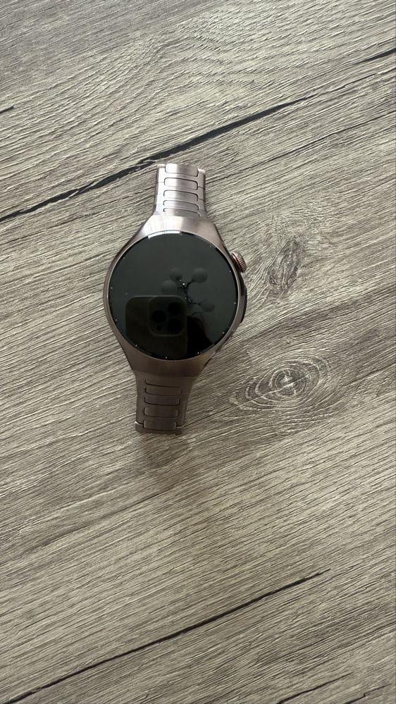 Продавам Huawei watch 5 в гаранция