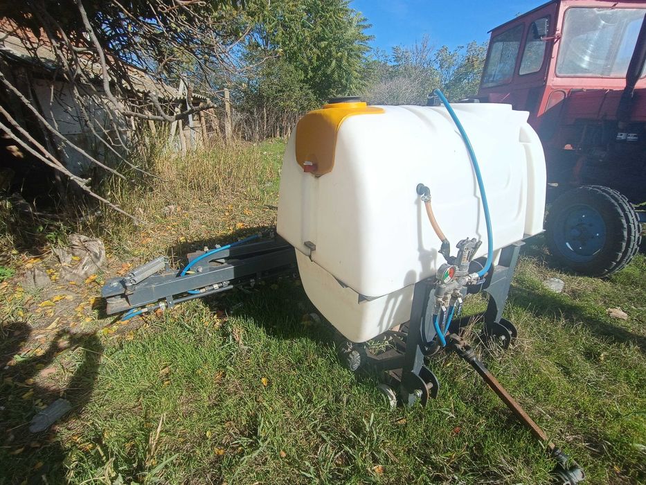 Vând Met Erbicidat 600 L, folosit de două ori.