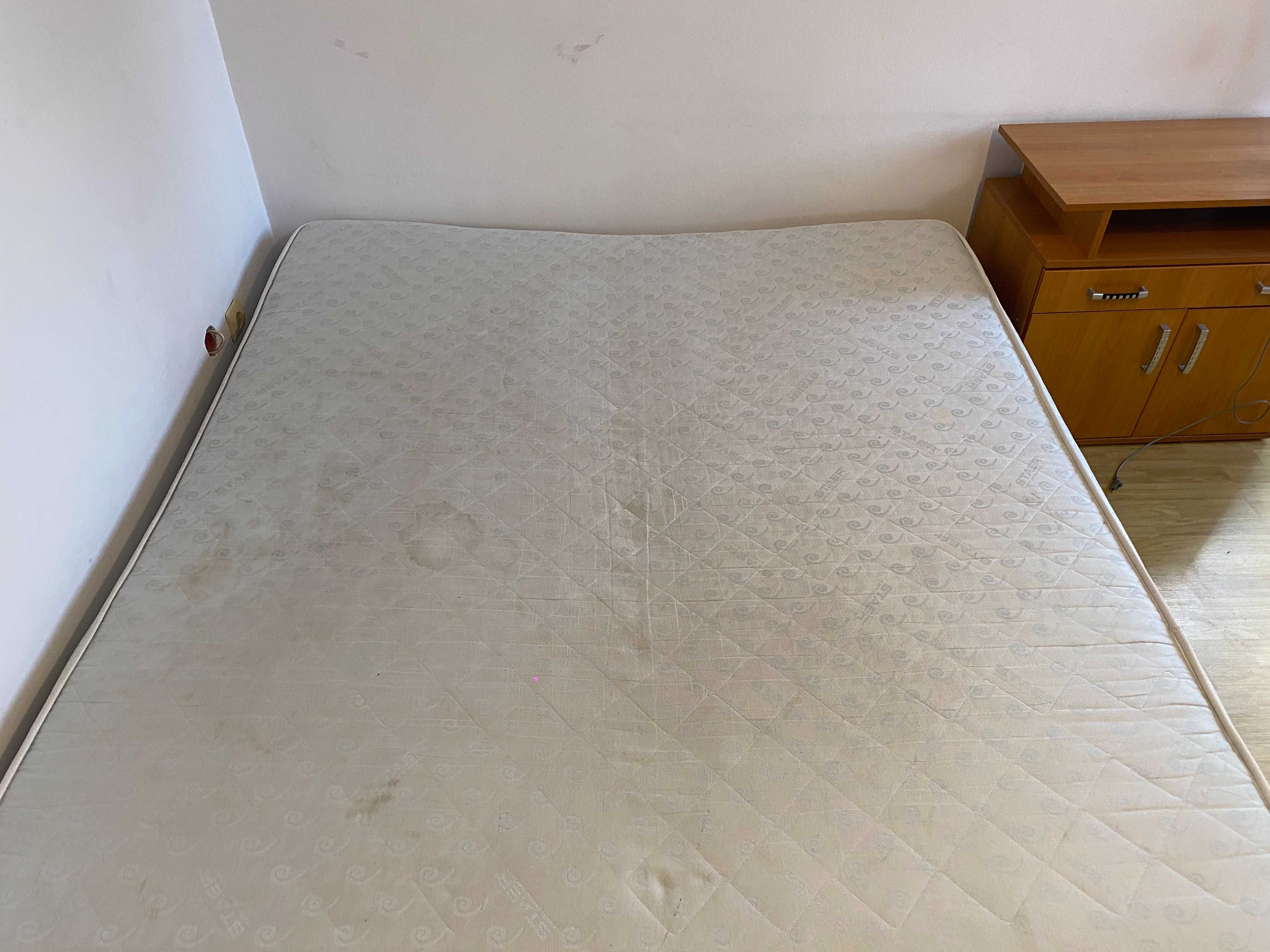 Saltea 2 x 1,8 m cu cadru