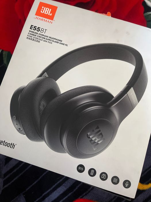 Наушники JBL E55BT