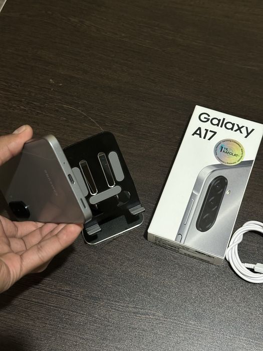Samsung a17 6/128 idial